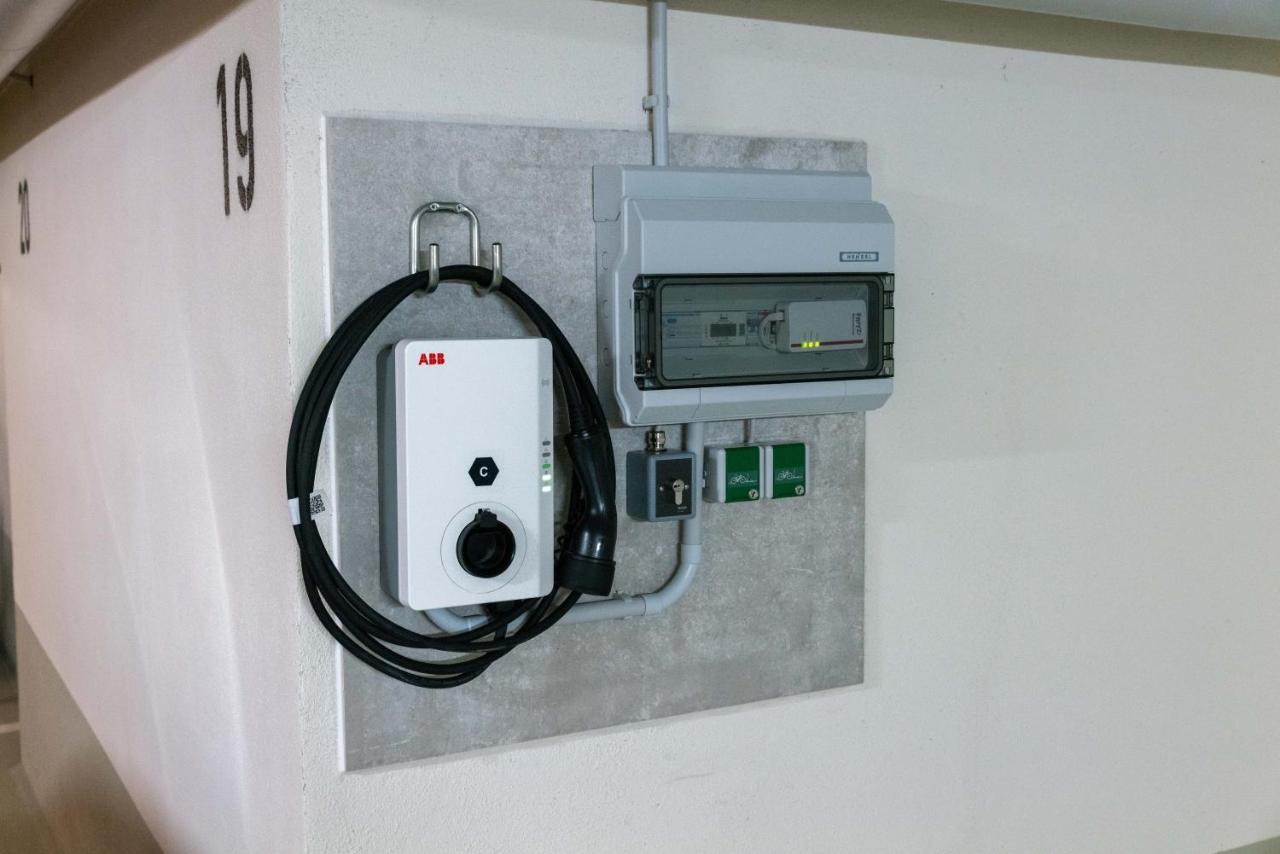 Pole Poppenspaeler Mit Ladestation บือซุม ภายนอก รูปภาพ